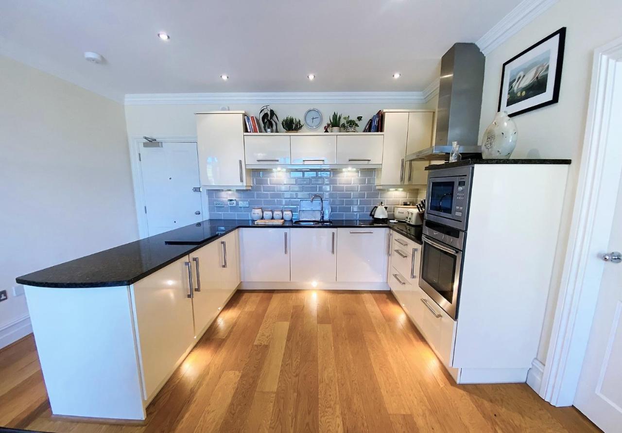 Hazelwood Hideaway: Spacious 2 Bed Apartment Silverdale  Exterior photo
